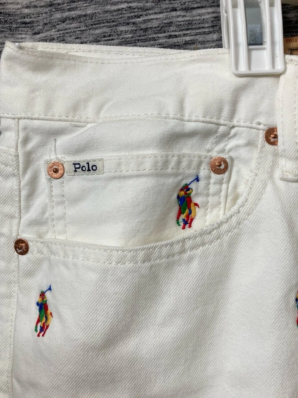 Polo by Ralph Lauren White Slim Jeans with Embroidered Polo Player THE SULLIVAN